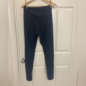 [SOLD] GFC Float Navy Leggings LARGE